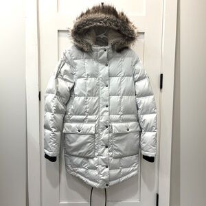 Eddie Bauer Women’s Down Puffer Light Gray Small Jacket